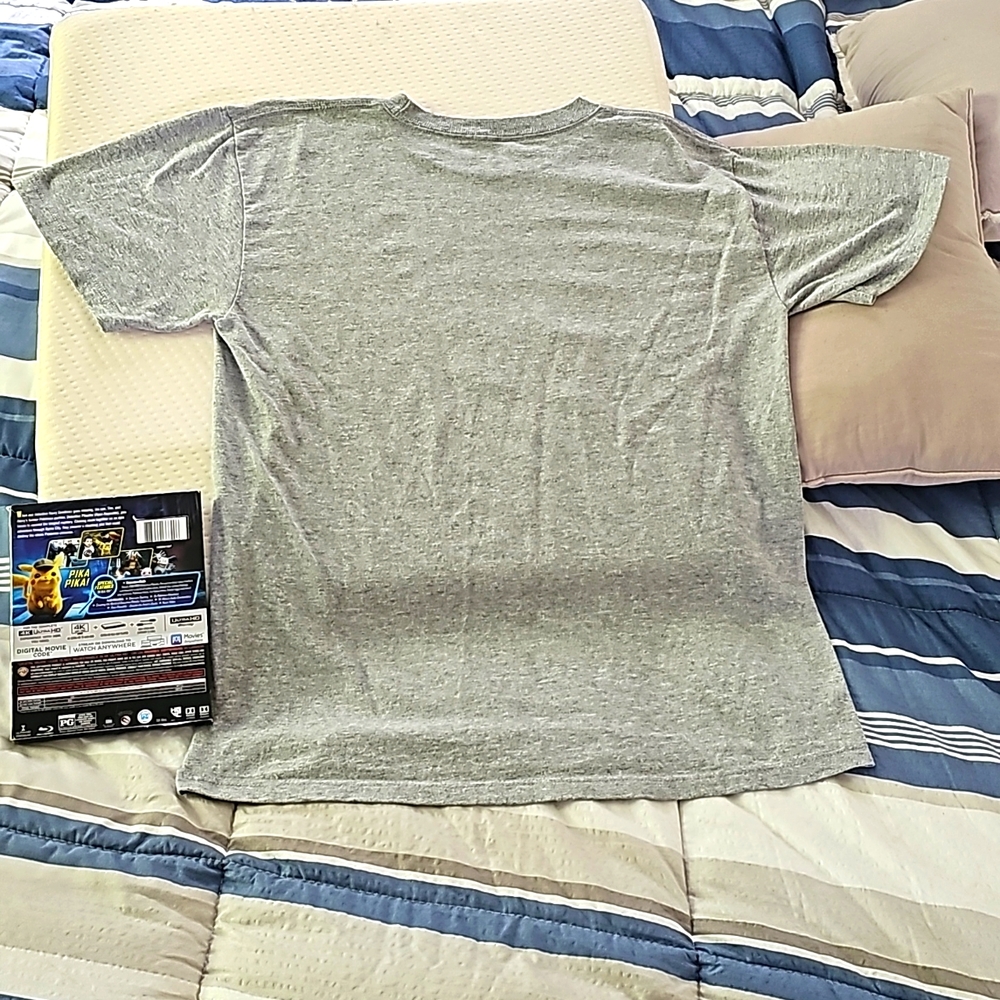 Pokémon Bundle - Detective Pikachu shirt kids large. Pokémon - Detective Pikachu - Picture 7 of 7